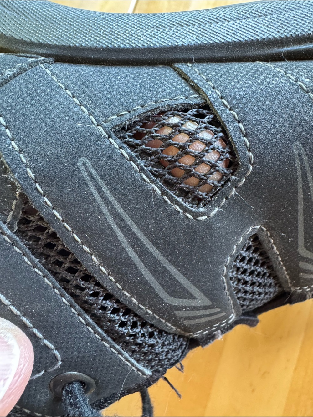 Men's ECCO Black Athletic Mesh Golf/walking Shoes - Picture 8 of 10